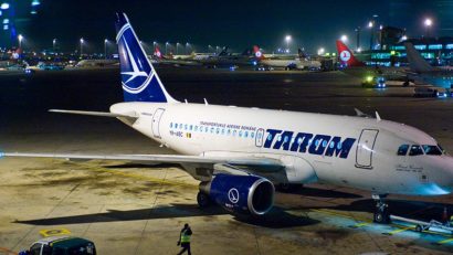 Guvernul intenţionează să restructureze compania Tarom