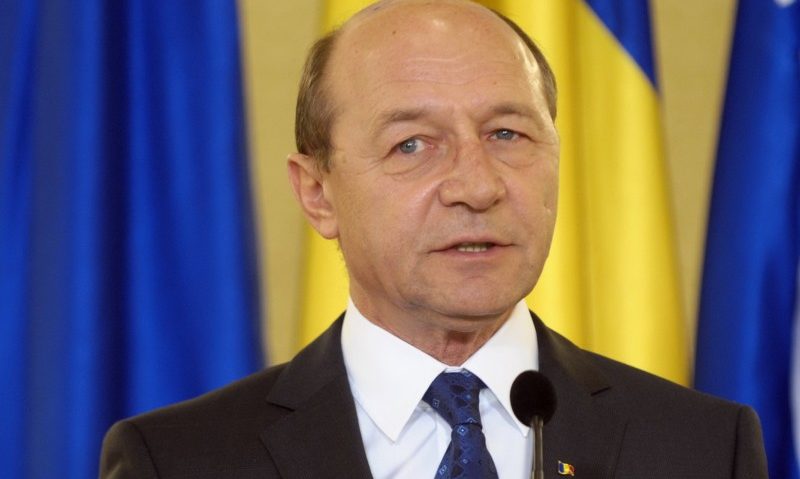 Traian Băsescu, dat în judecată de o companie din Tg.Mureș