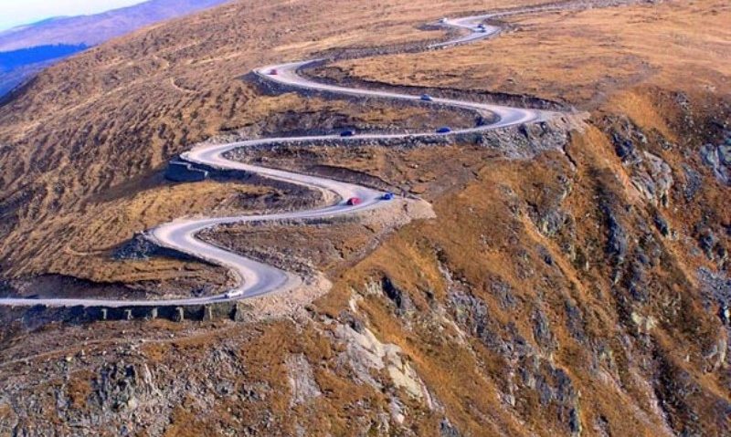 Traficul pe Transalpina se redeschide miercuri