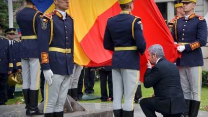 La Miercurea Ciuc a fost arborat, azi, cel mai mare tricolor din Harghita