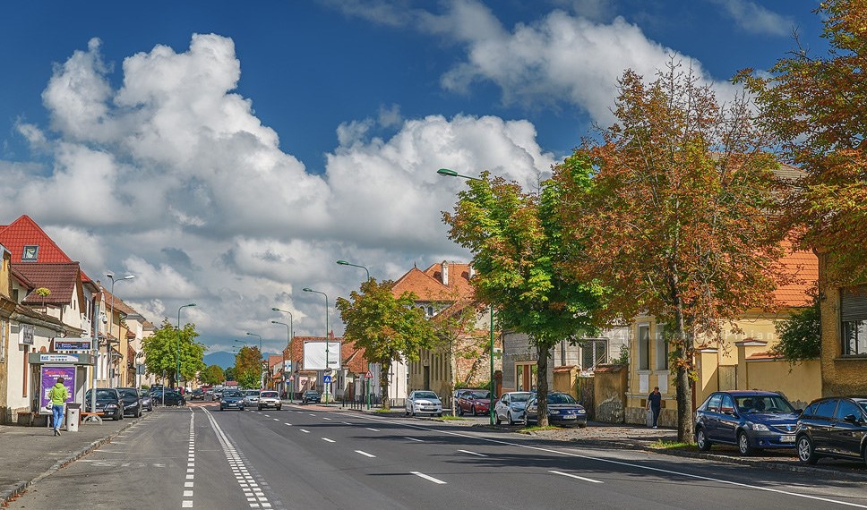 Strada Lungă din Brașov va avea mai multe locuri de parcare