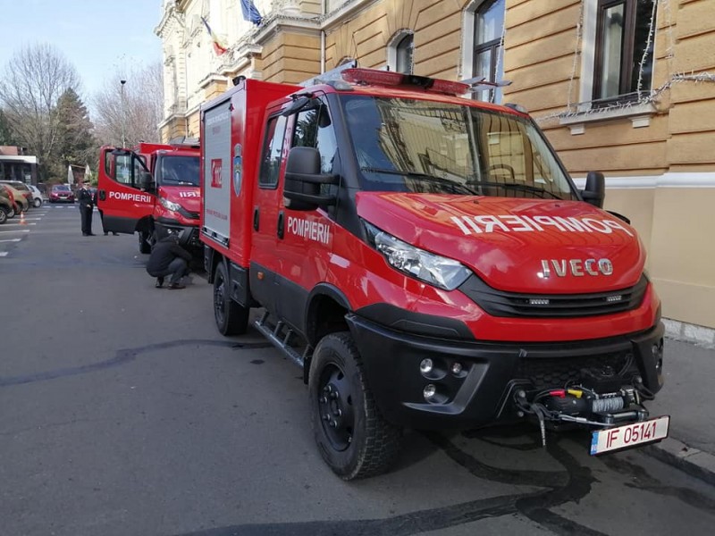 Primăria Brașov a achiziţionat două autospeciale pentru stingerea incendiilor