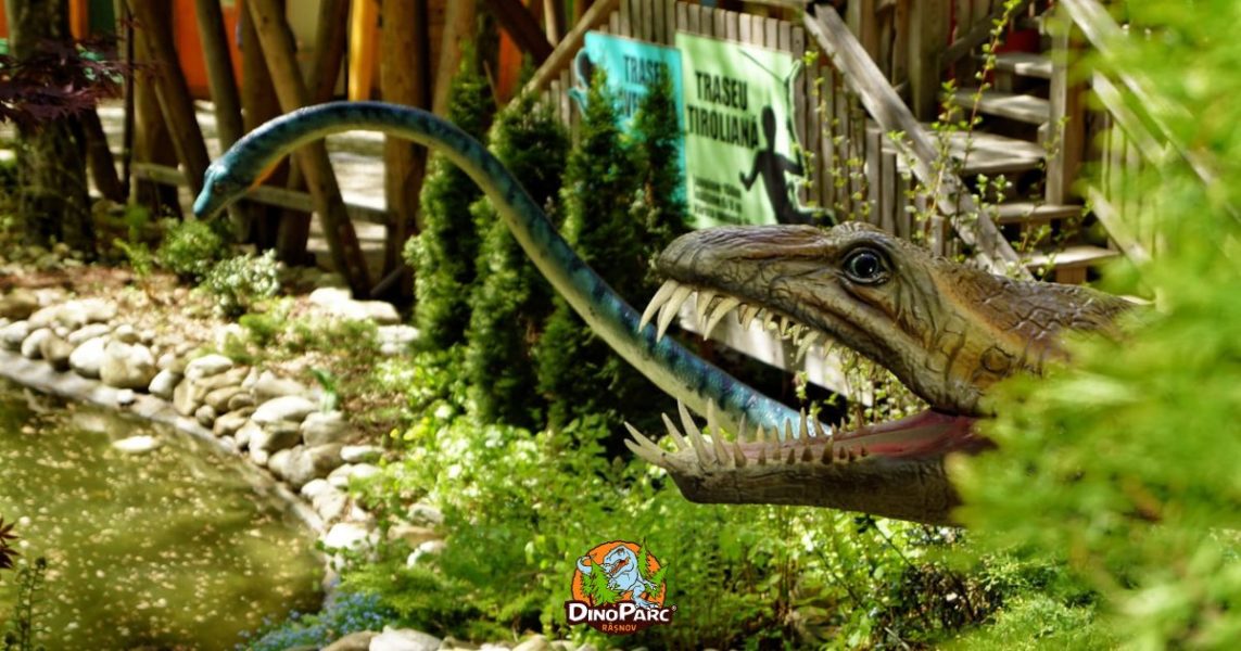 Dinozaurii de la Dino Parc Râşnov invită copiii la distracţie