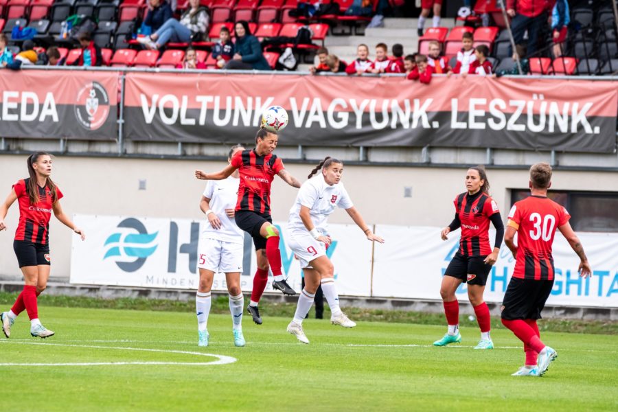 SuperLiga de fotbal feminin