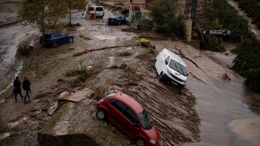 Încă trei români dați dispăruți în urma inundațiilor din Valencia au fost găsiți decedați