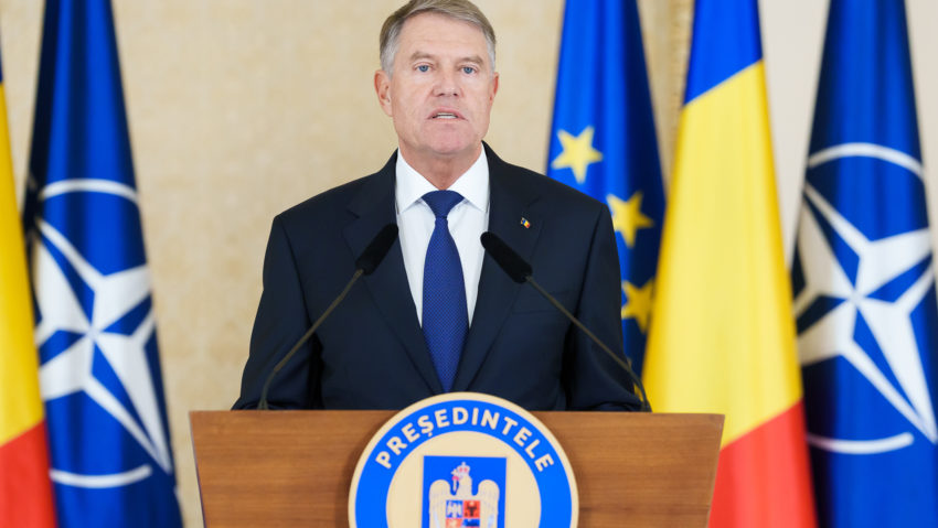 Iohannis: Într-o perioadă de criză un Guvern minoritar de dreapta nu este o soluţie bună