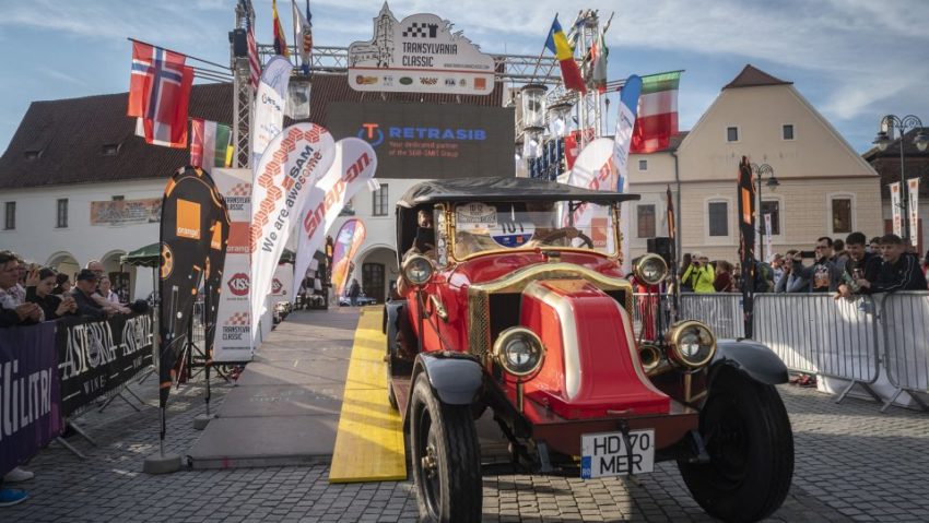 Transylvania eClassic Christmas Tour, prima cursă de Crăciun dedicată maşinilor electrice