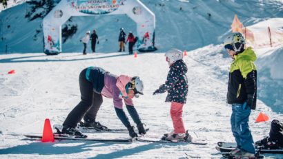 Stațiunile turistice unde se fac sporturi de iarnă sunt foarte aglomerate la acest sfârșit de săptămână